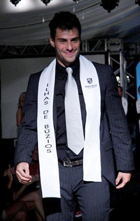 Lucas Malvacini Formal Wear Competition photo in Mister Brazil 2011