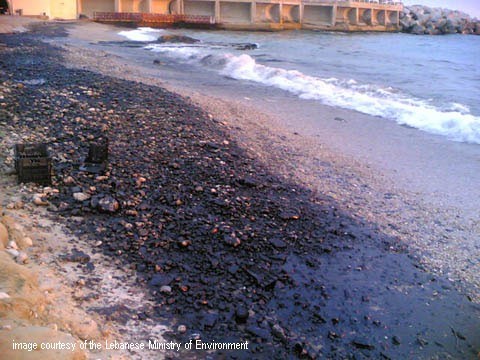 Photo Oil Spill Movenpick Beach Beirut 3