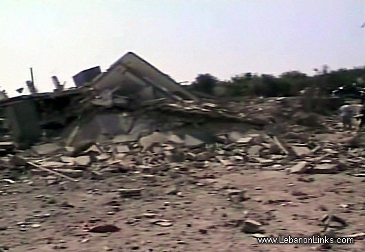 Qana Massacre 2006 - Photo 7