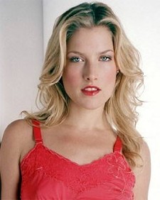 Photograph of Ali Larter Person United States