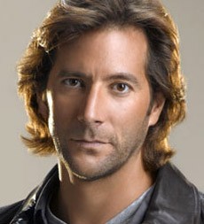 Photograph of Henry Ian Cusick Person United States