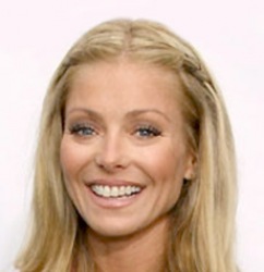 Photograph of Kelly Ripa Person United States