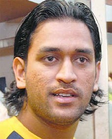 Photograph of Mahendra Singh Dhoni Person India