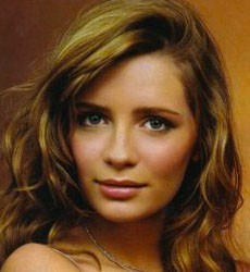 Photograph of Mischa Barton Person United States