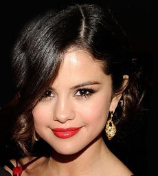 Photograph of Selena Gomez Person United States