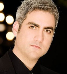 Photograph of Taylor Hicks Person United States